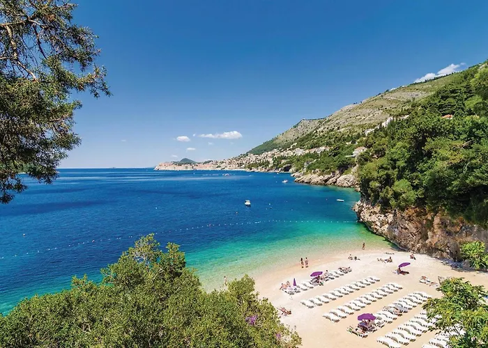 Lägenhet In With Swimming Pool